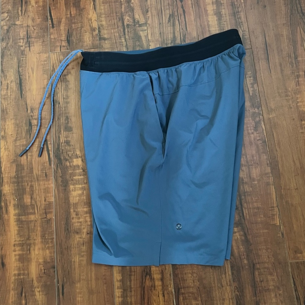 Lululemon T.H.E. Short 9" - Picture 5 of 6